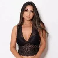 Modelo de croped preto
